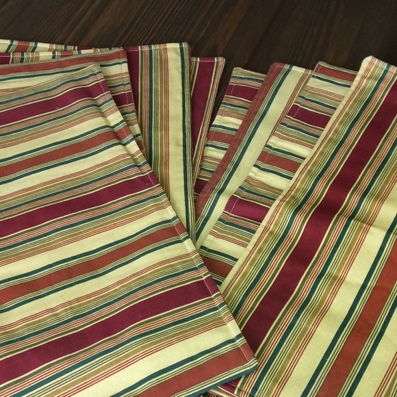 FINAL SALE PRICE 8 Pc Colorful Striped Placemats - Picture 3 of 4